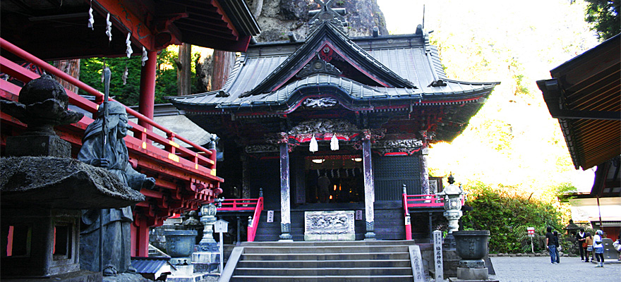 榛名神社